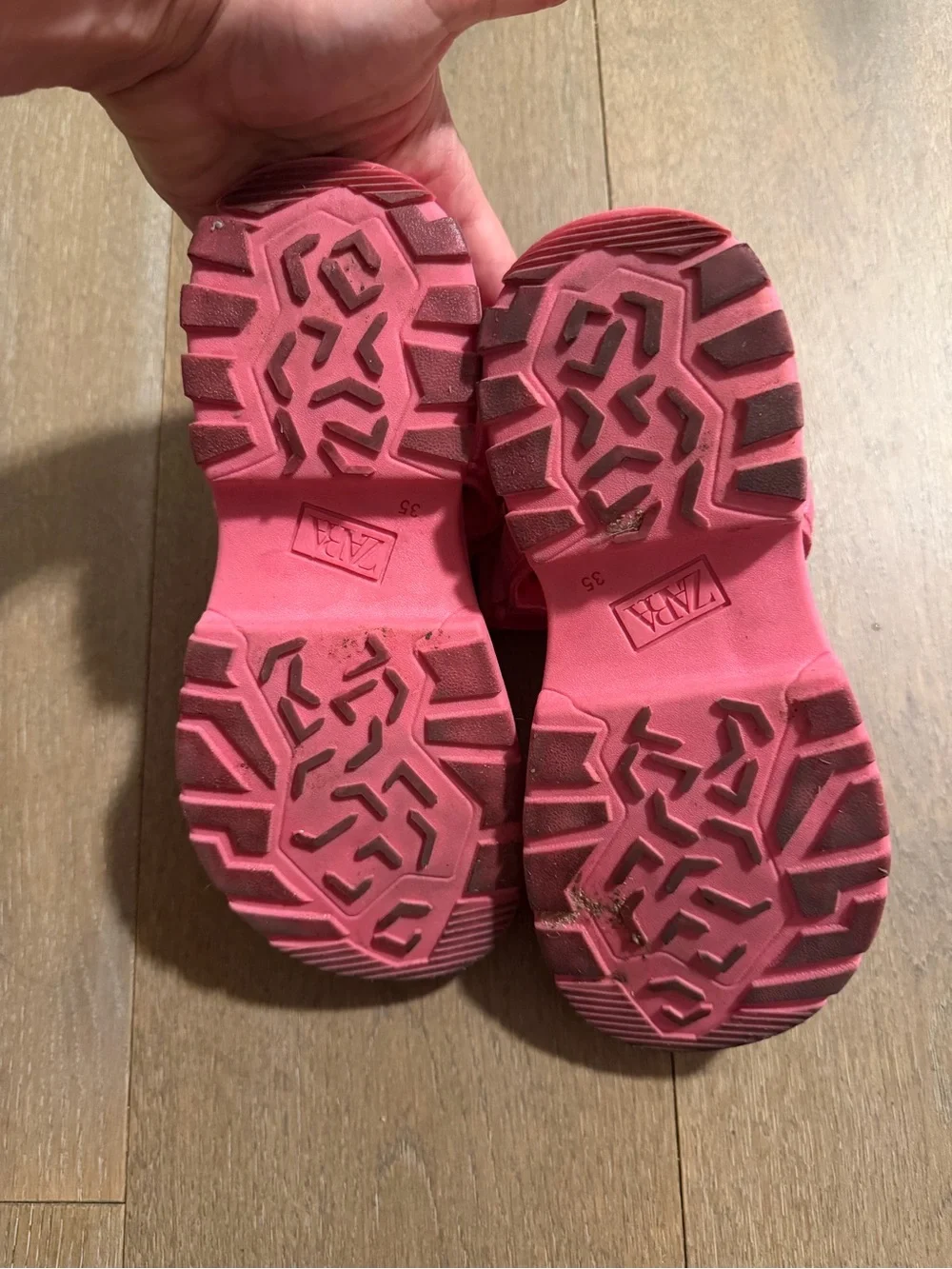 Zara Barbie Bright Pink Hook-and-Loop Kids Sandals Size 35